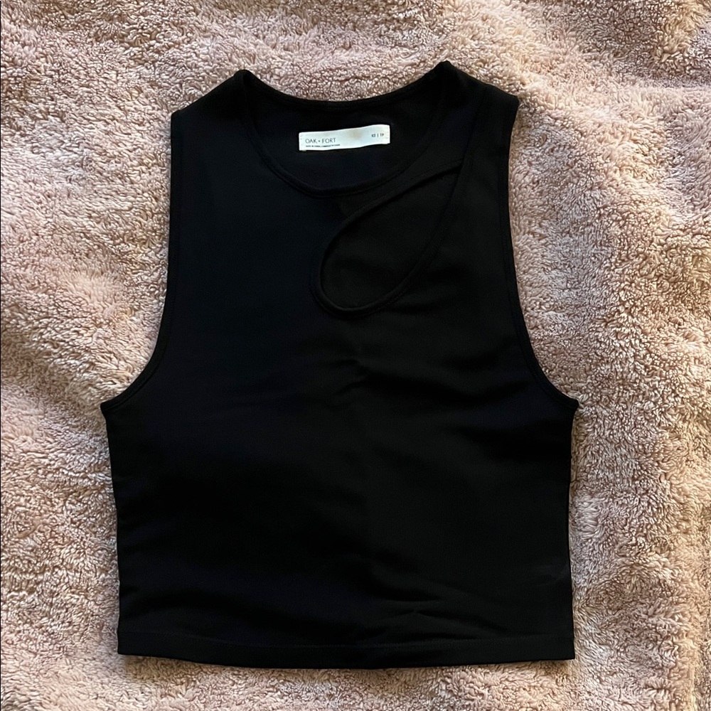 OAK + FORT Black Crop Top
